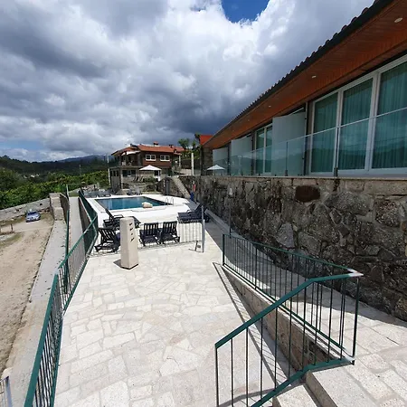 - Casa Souto Do Monte Mosteiro (Vieira do Minho)